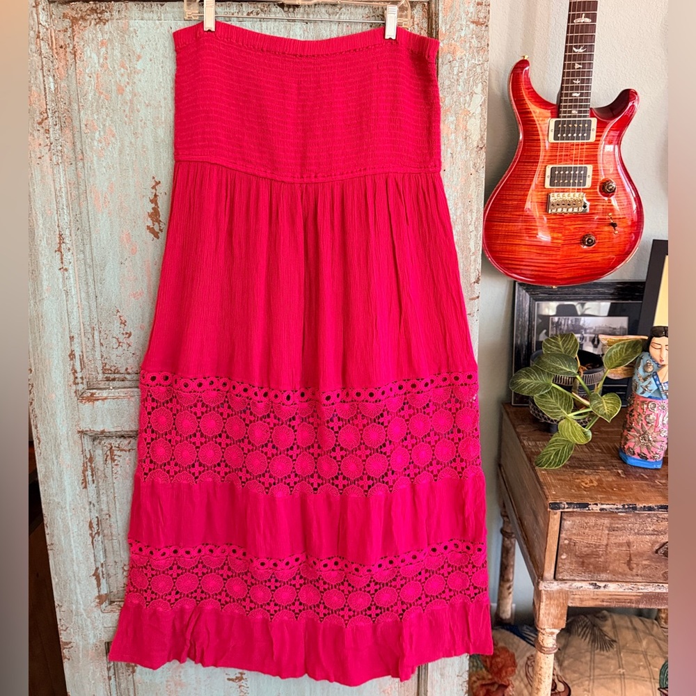 Chelsea 28 Fuchsia Crochet Strapless Pink Maxi Dress (XXL)